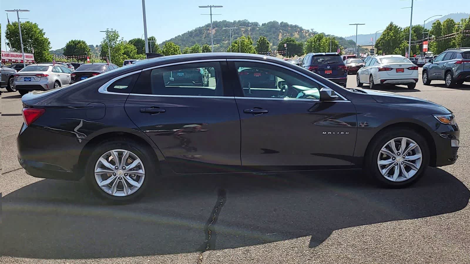 2023 Chevrolet Malibu LT 9