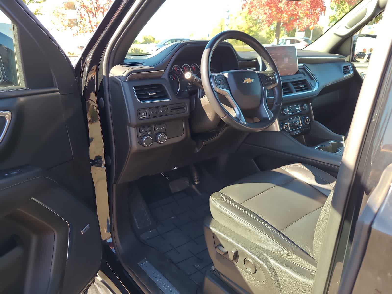 Thumbnail: 2021 Chevrolet Suburban - 10