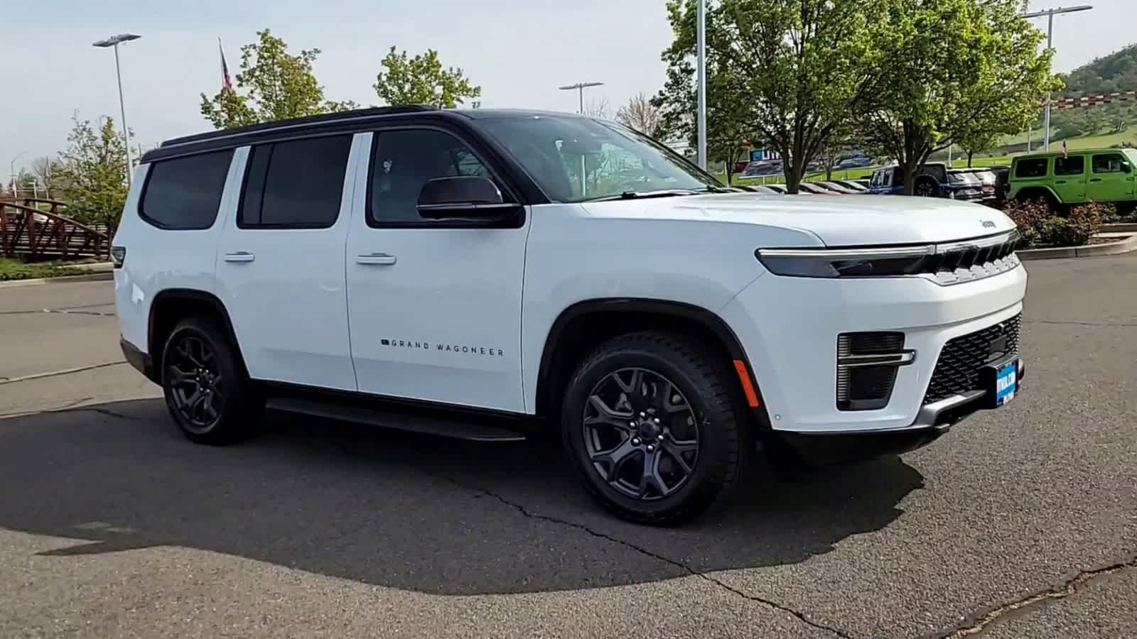 Thumbnail: 2026 Jeep Grand Wagoneer - 2