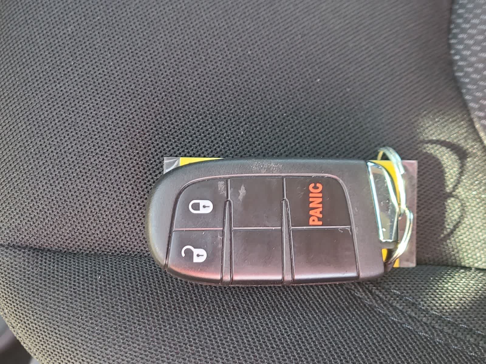 Thumbnail: 2022 Jeep Renegade - 28