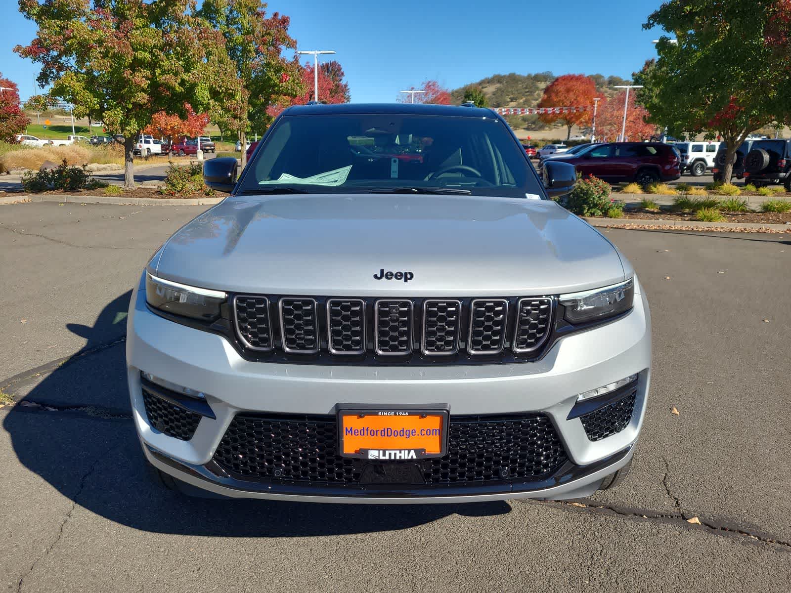 Thumbnail: 2025 Jeep Grand Cherokee - 14