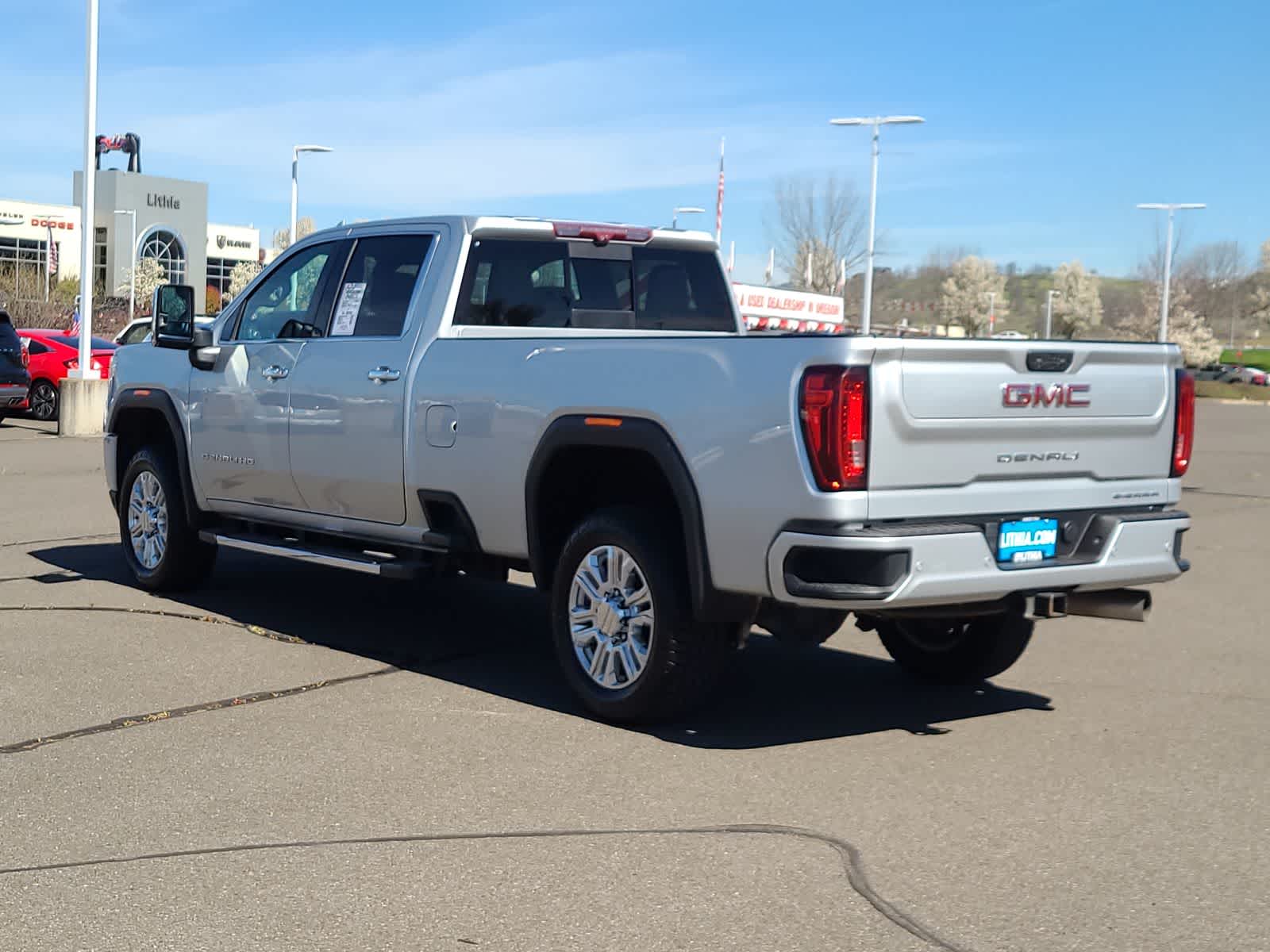 Thumbnail: 2022 GMC Sierra 3500 - 12