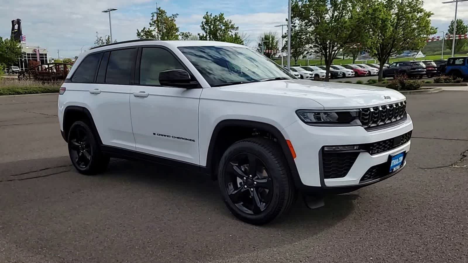 Thumbnail: 2026 Jeep Grand Cherokee - 2