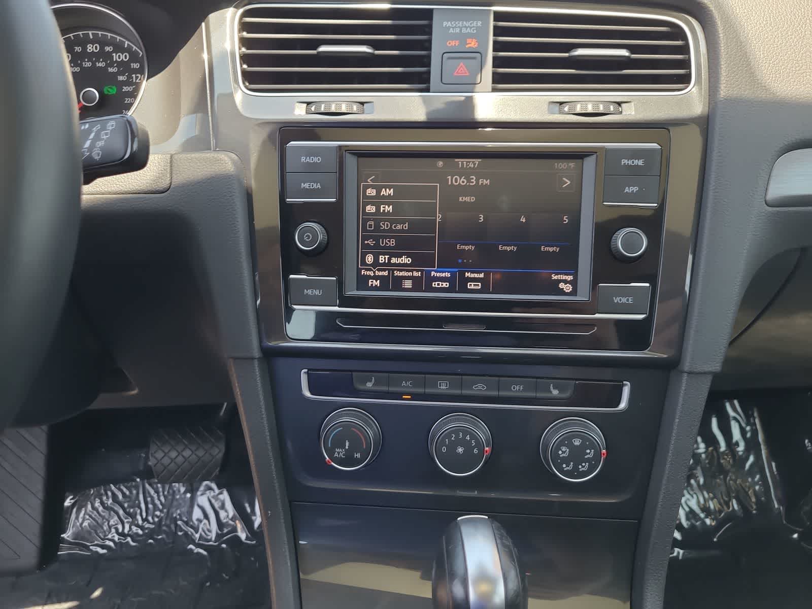 2021 Volkswagen Golf S 24