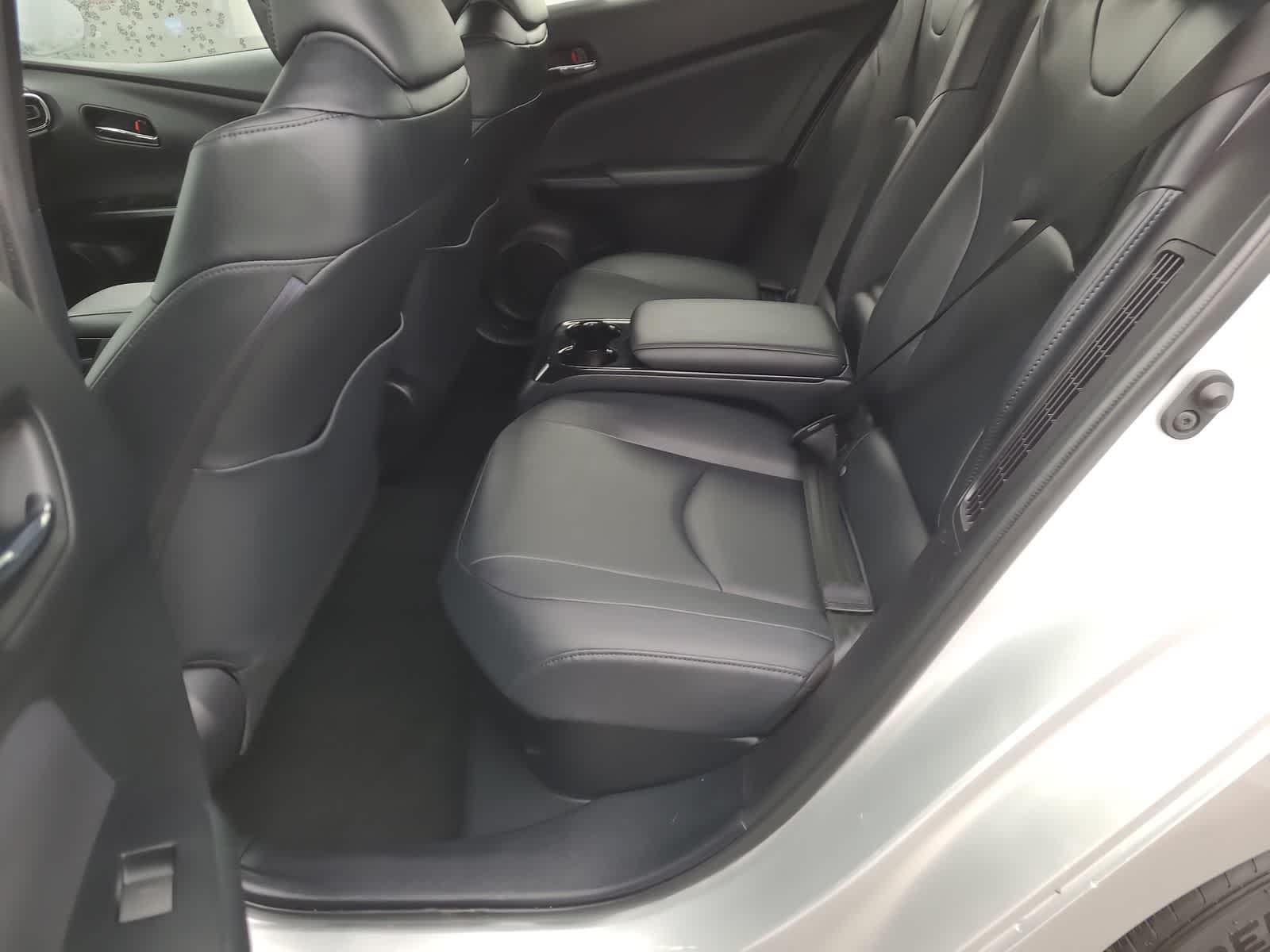 Thumbnail: 2019 Toyota Prius Prime - 21