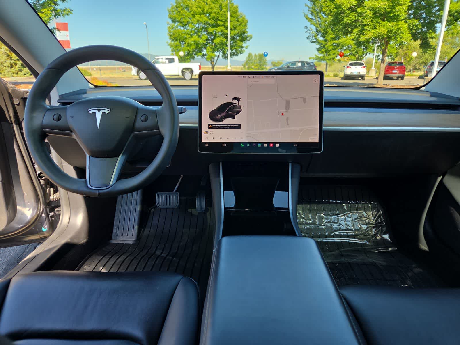 Thumbnail: 2019 Tesla Model 3 - 17
