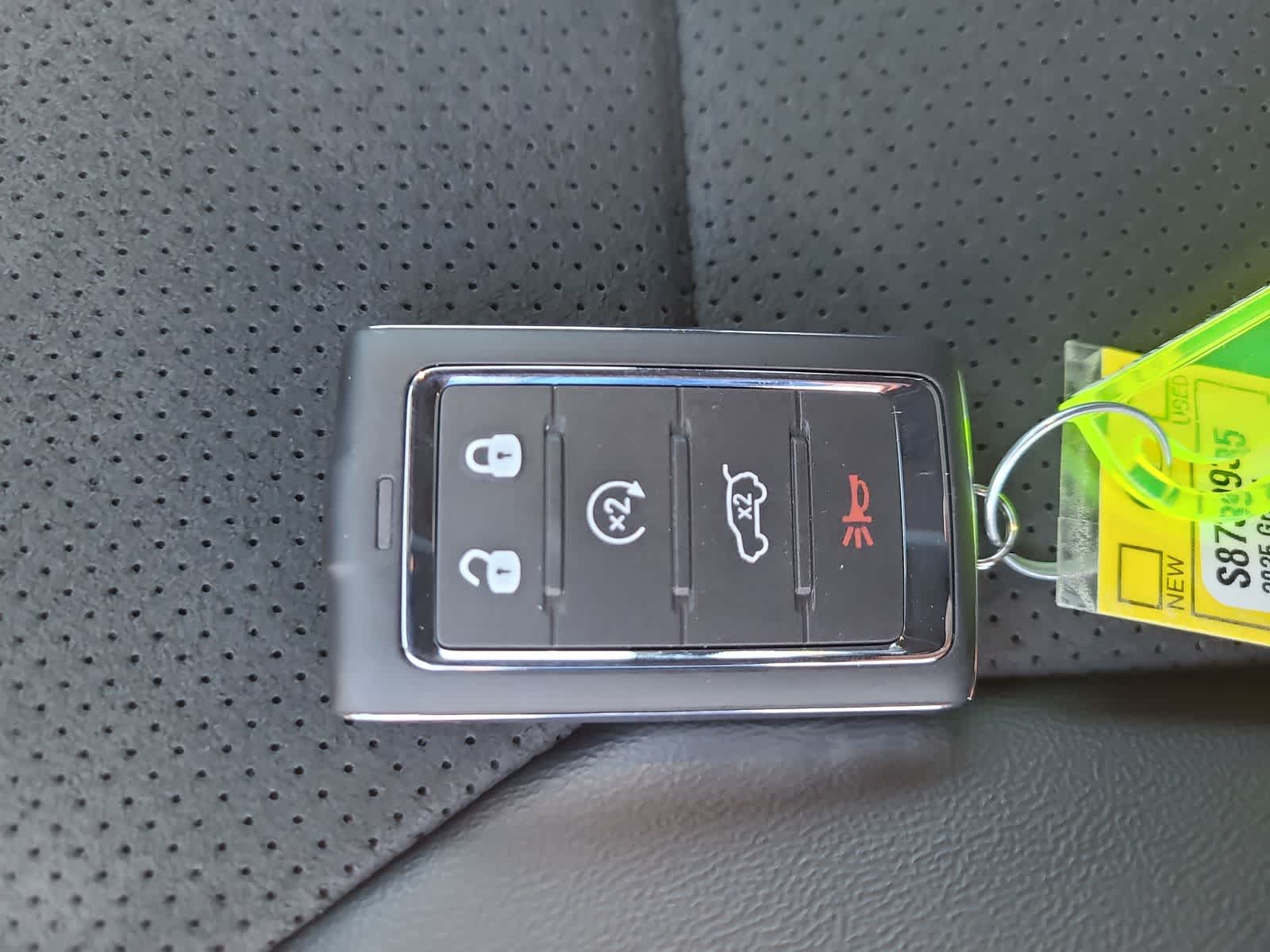 Thumbnail: 2025 Jeep Grand Cherokee - 28