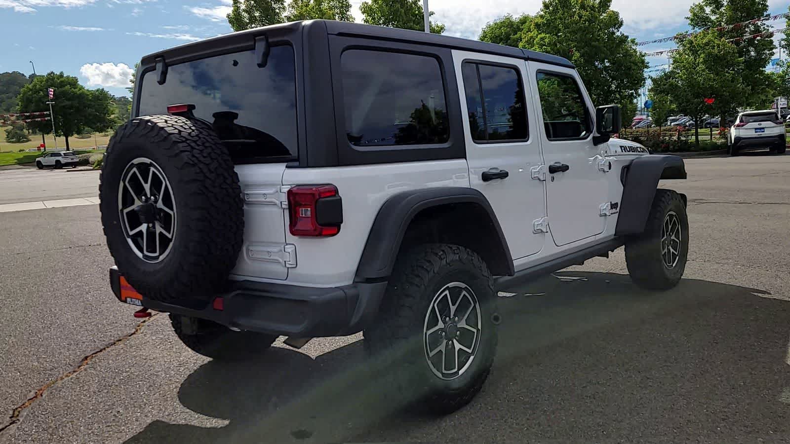 2024 Jeep Wrangler Rubicon 8