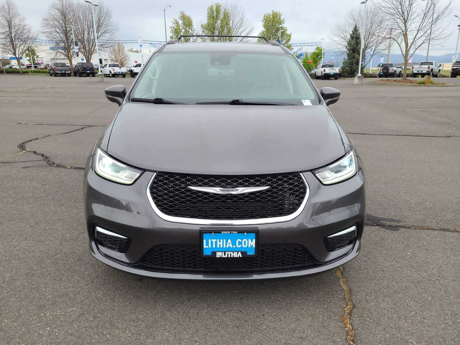 Thumbnail: 2022 Chrysler Pacifica - 14