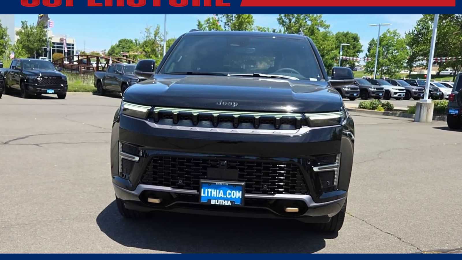 Thumbnail: 2026 Jeep Grand Wagoneer - 3