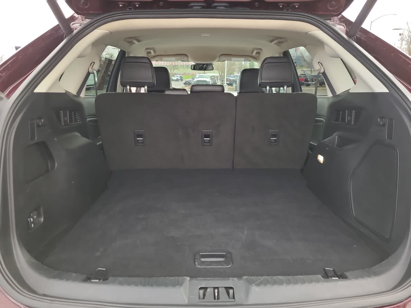 Thumbnail: 2024 Ford Edge - 27