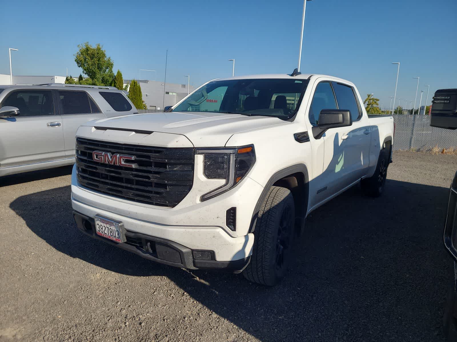 Thumbnail: 2023 GMC Sierra 1500 - 1