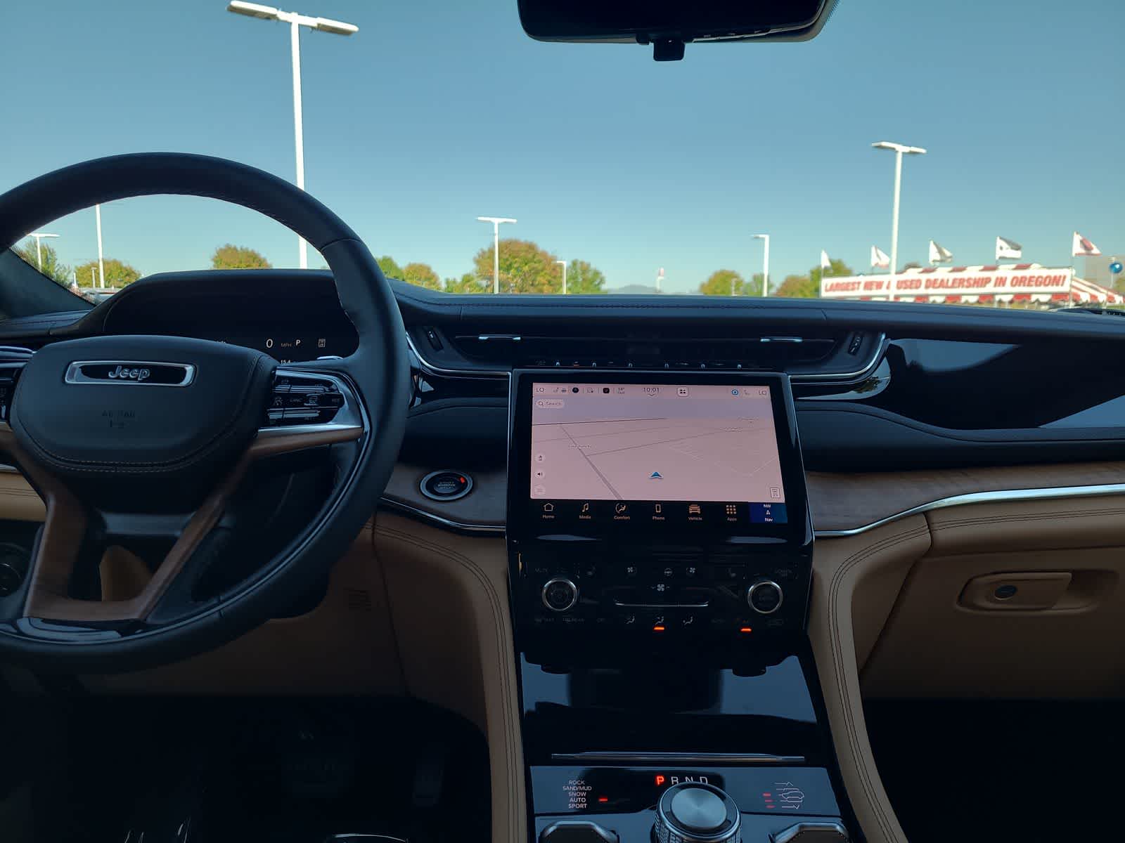 Thumbnail: 2025 Jeep Grand Cherokee - 18