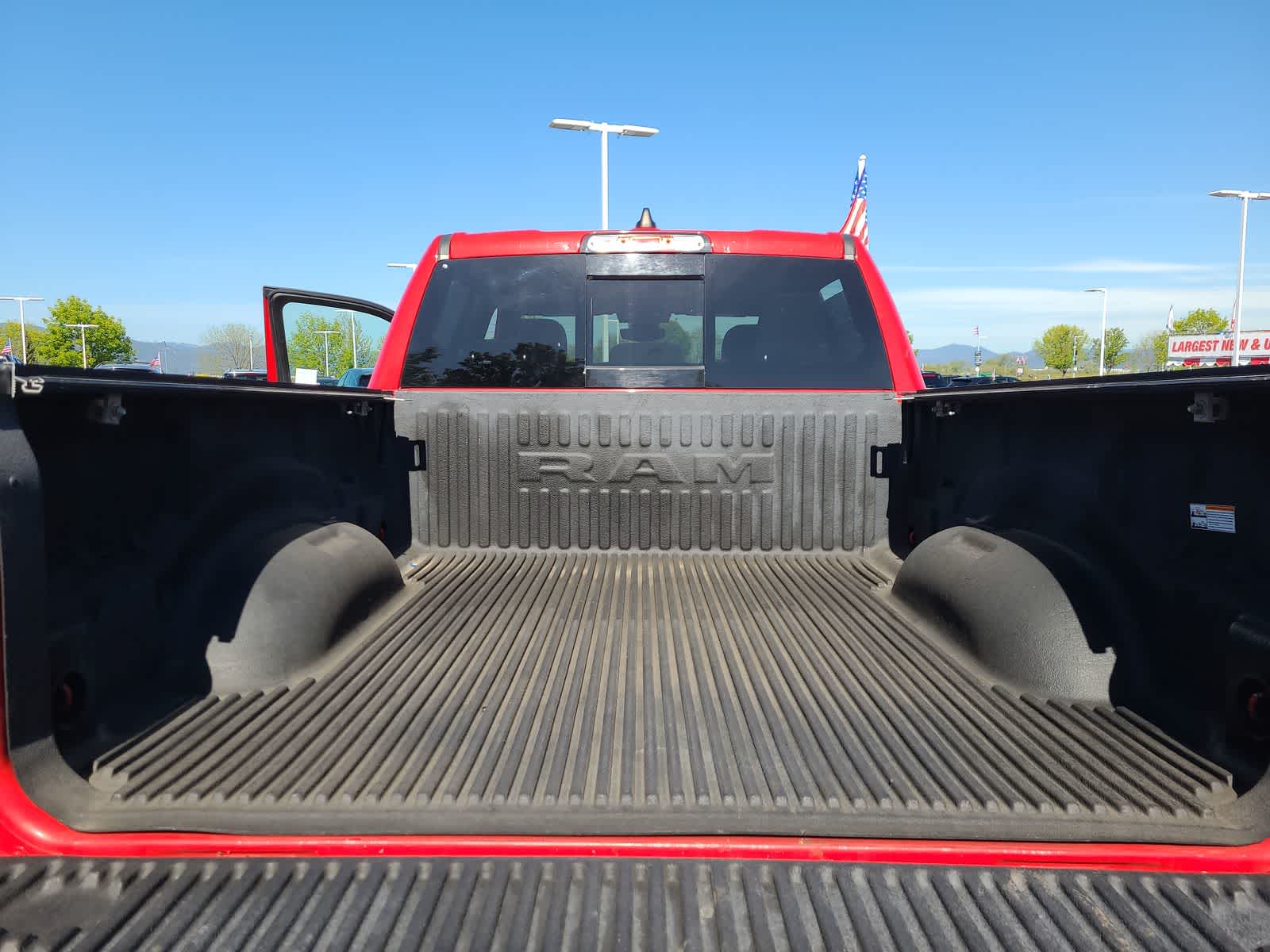 Thumbnail: 2022 RAM 1500 - 27