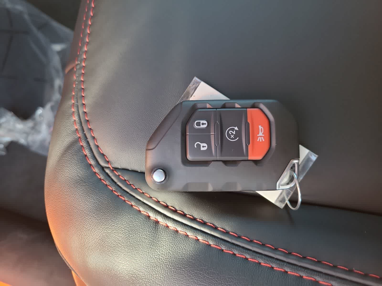 Thumbnail: 2025 Jeep Wrangler - 28