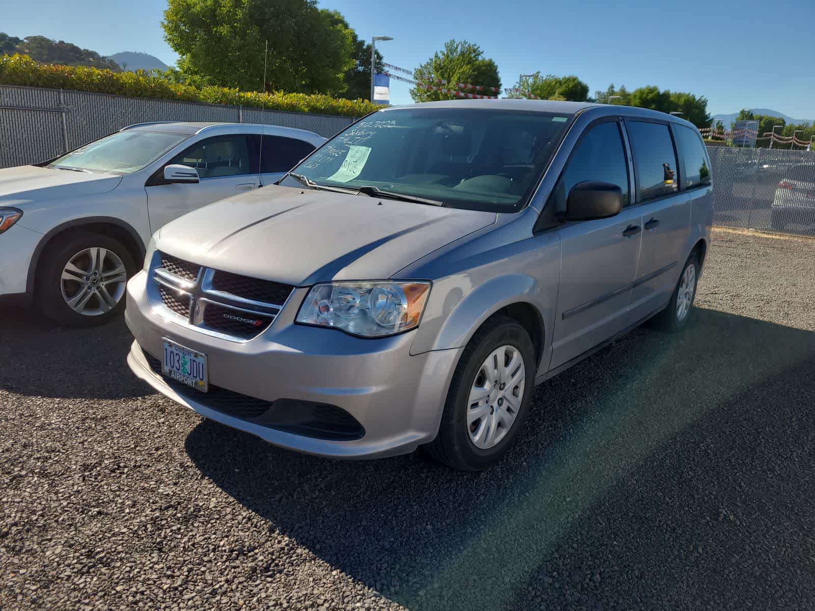 Thumbnail: 2015 Dodge Grand Caravan - 1