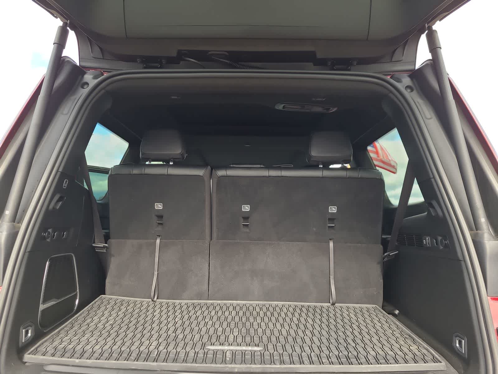 Thumbnail: 2024 Jeep Wagoneer - 27