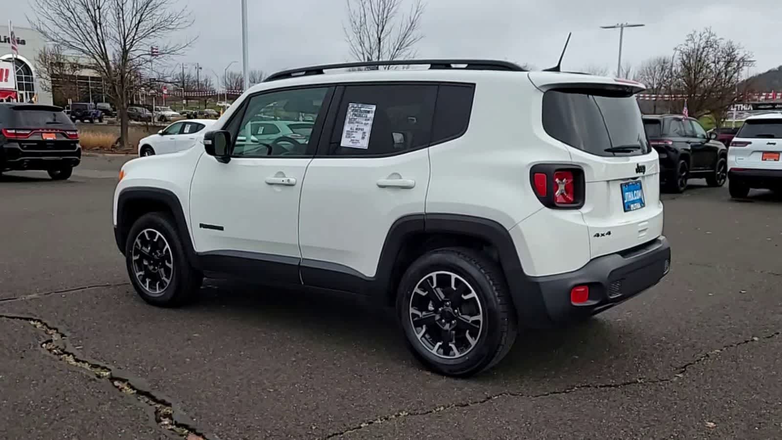 Thumbnail: 2023 Jeep Renegade - 6