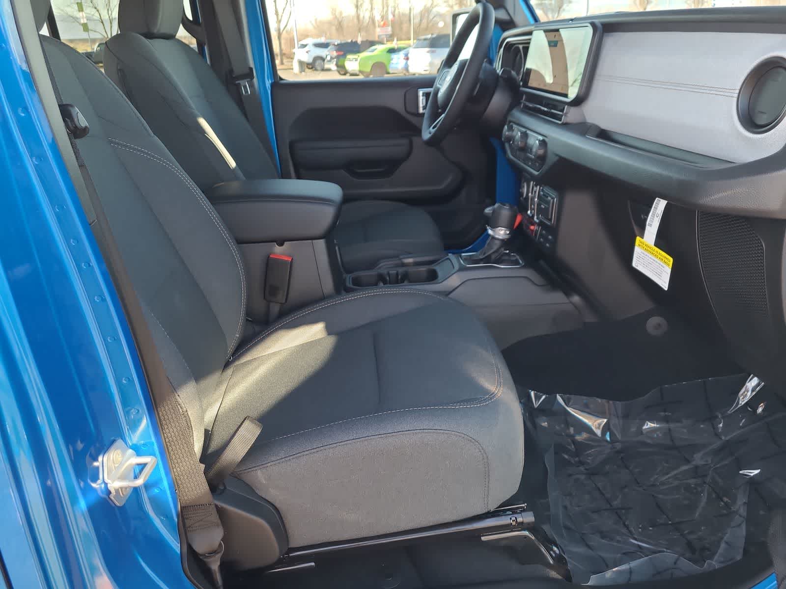 Thumbnail: 2026 Jeep Wrangler - 22