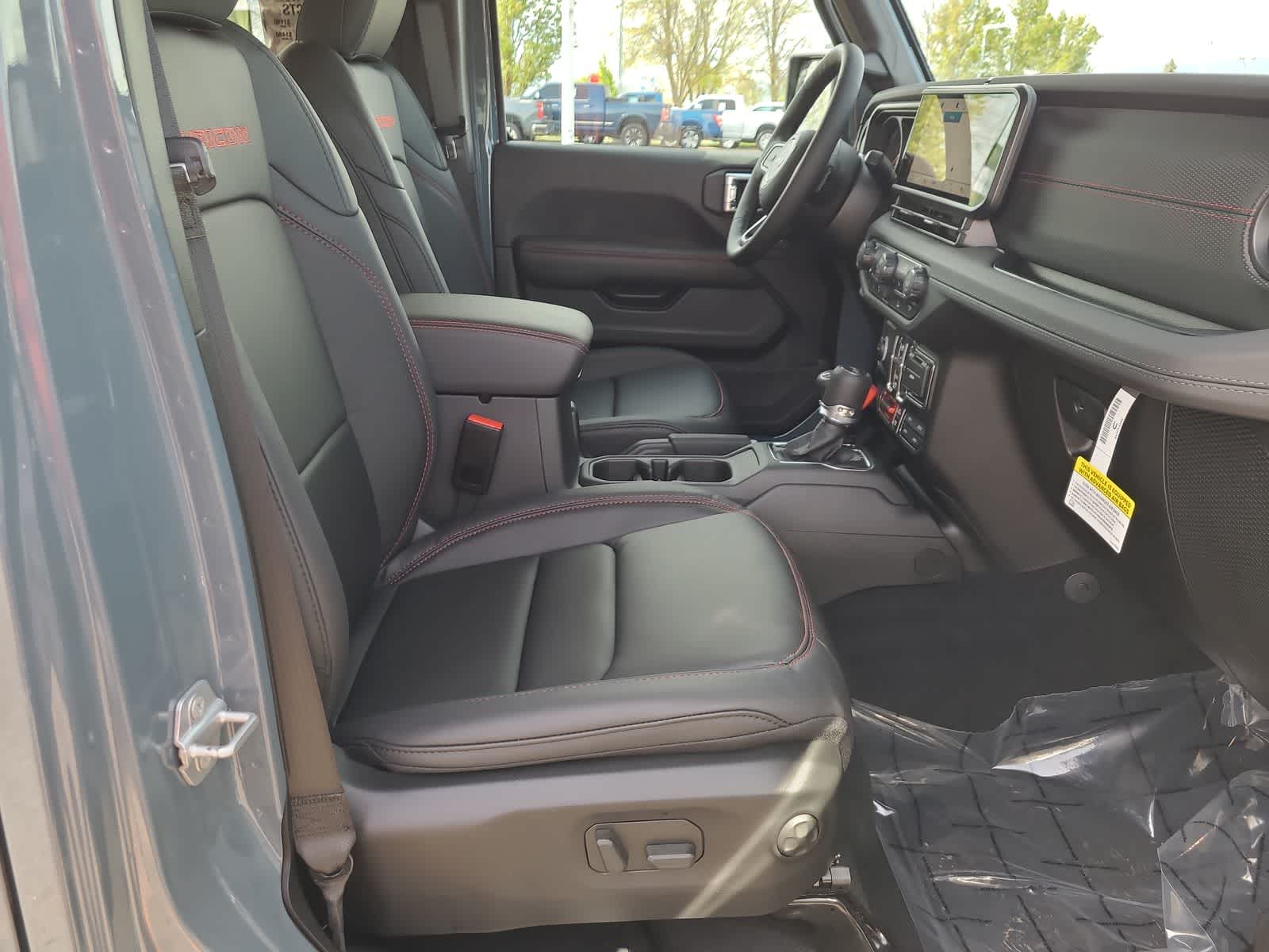 Thumbnail: 2026 Jeep Wrangler - 22