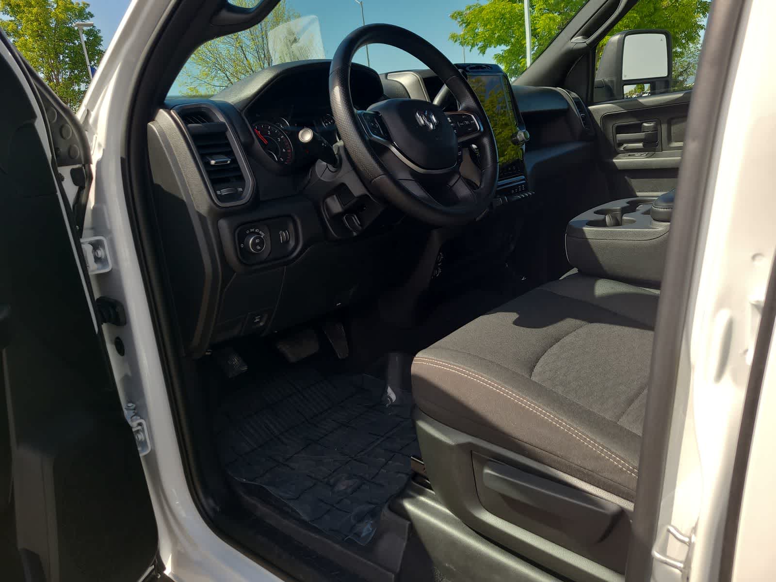 Thumbnail: 2025 RAM 3500 - 10