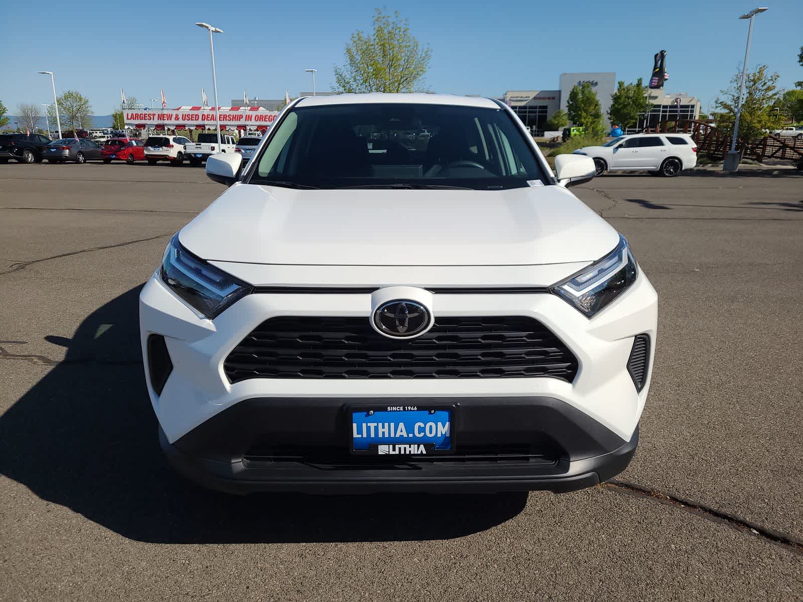 Thumbnail: 2025 Toyota RAV4 - 14