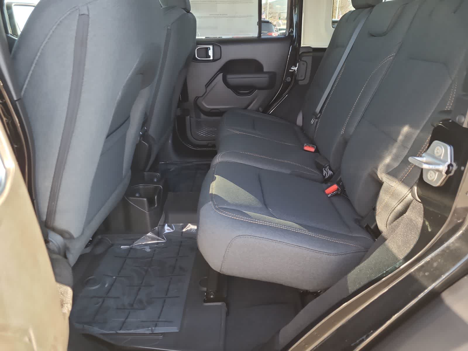 Thumbnail: 2026 Jeep Wrangler - 21