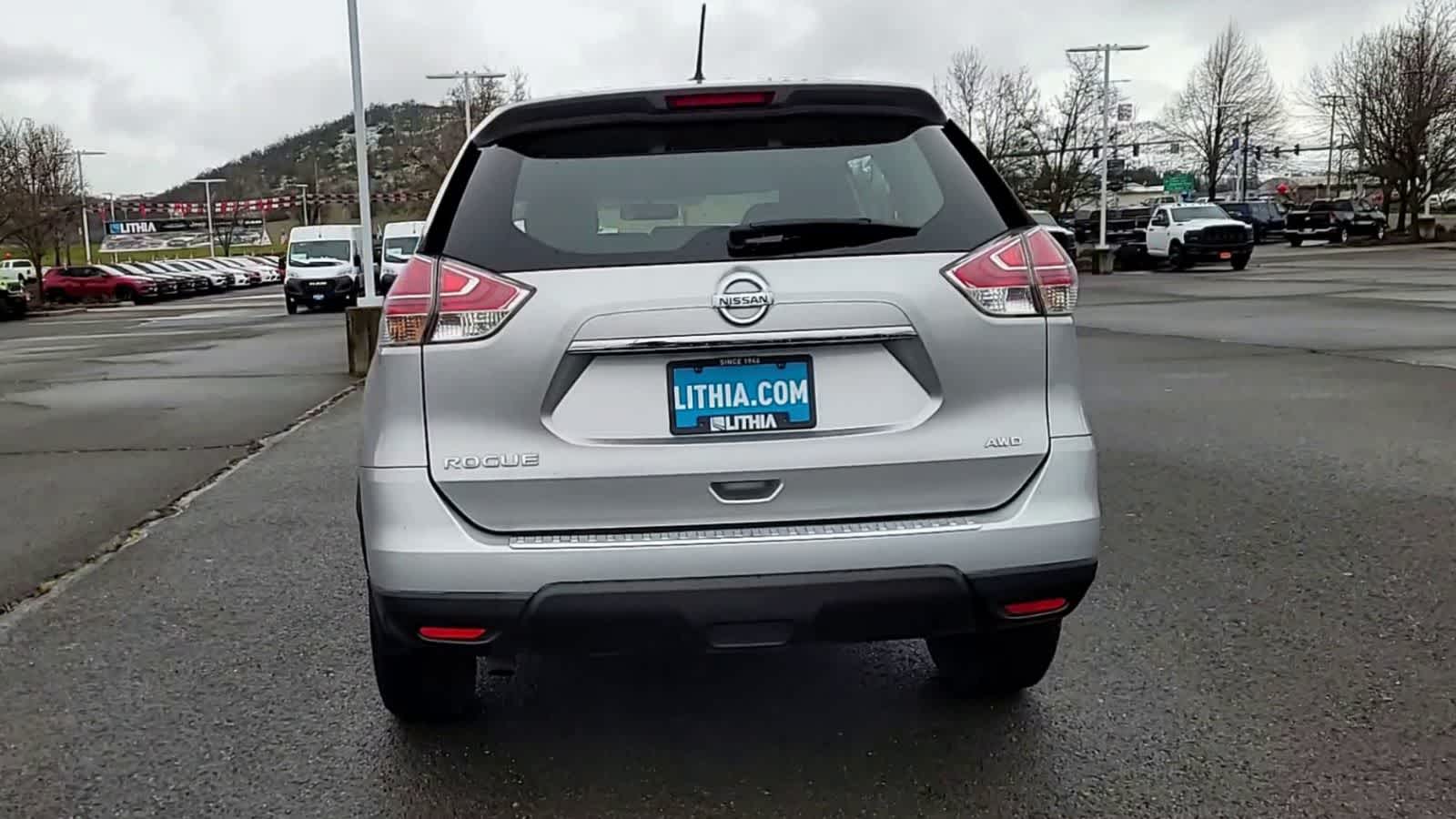 Thumbnail: 2016 Nissan Rogue - 7