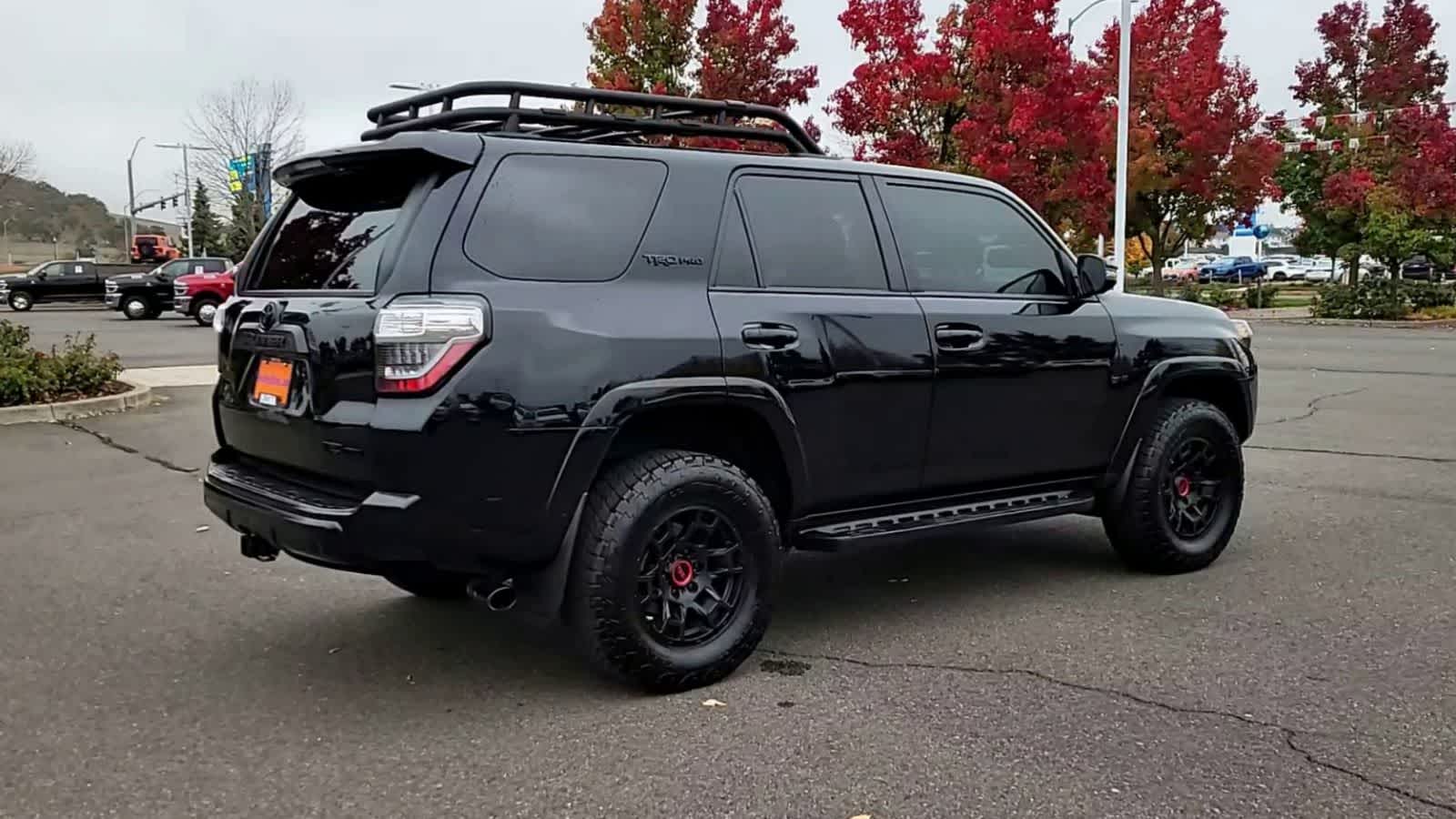 Thumbnail: 2023 Toyota 4Runner - 8