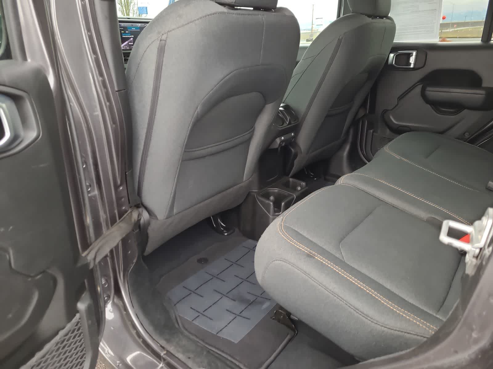 Thumbnail: 2024 Jeep Wrangler - 20