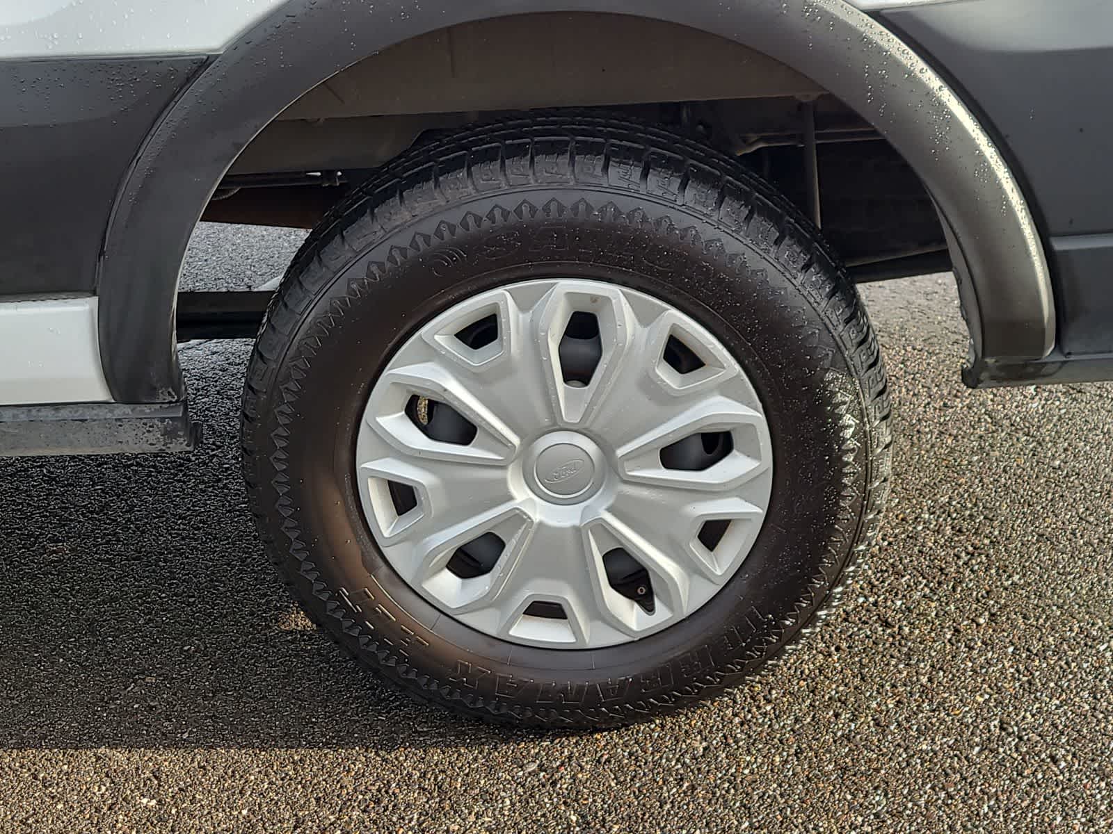 Thumbnail: 2023 Ford Econoline - 16