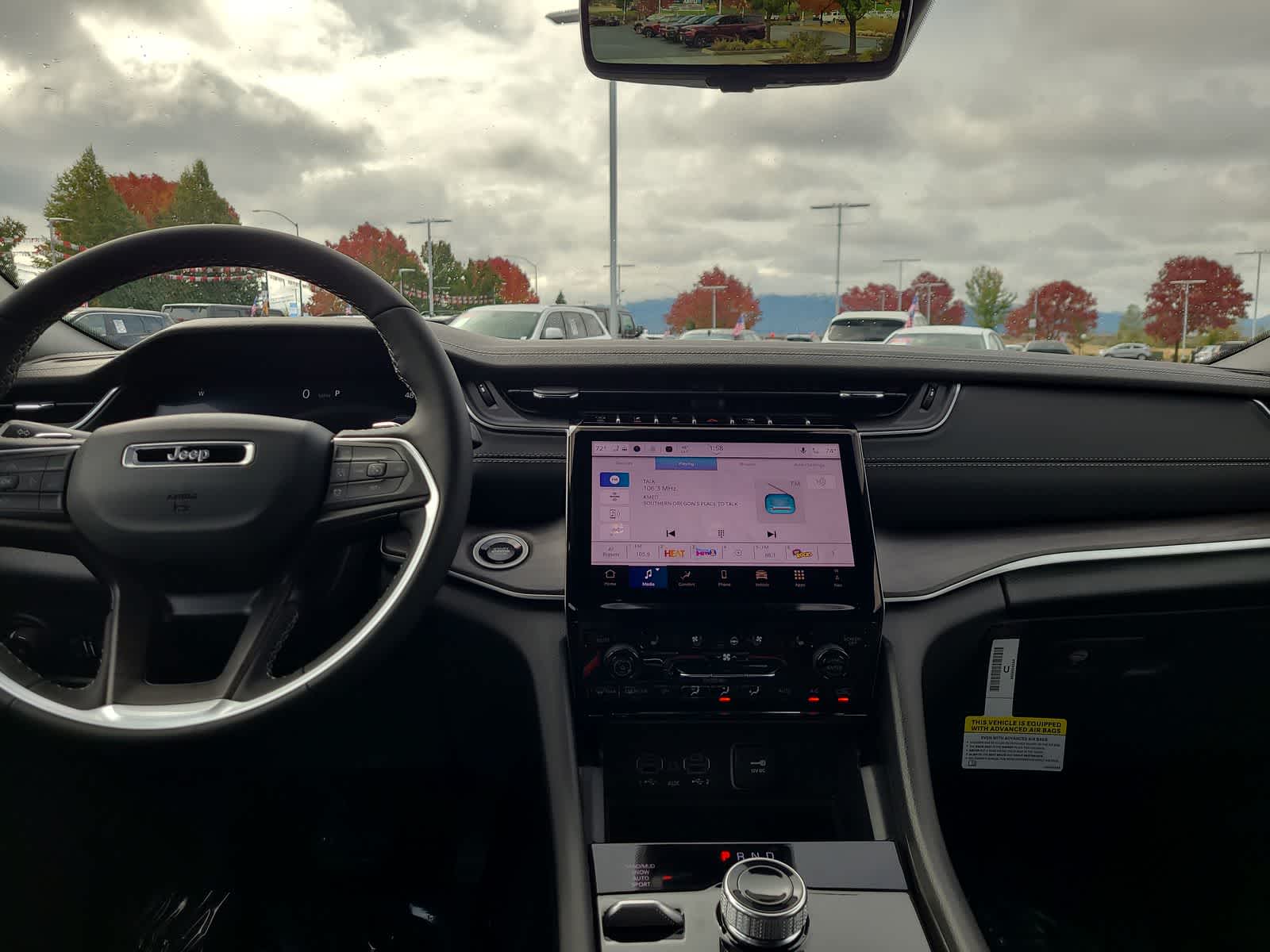 Thumbnail: 2025 Jeep Grand Cherokee - 18