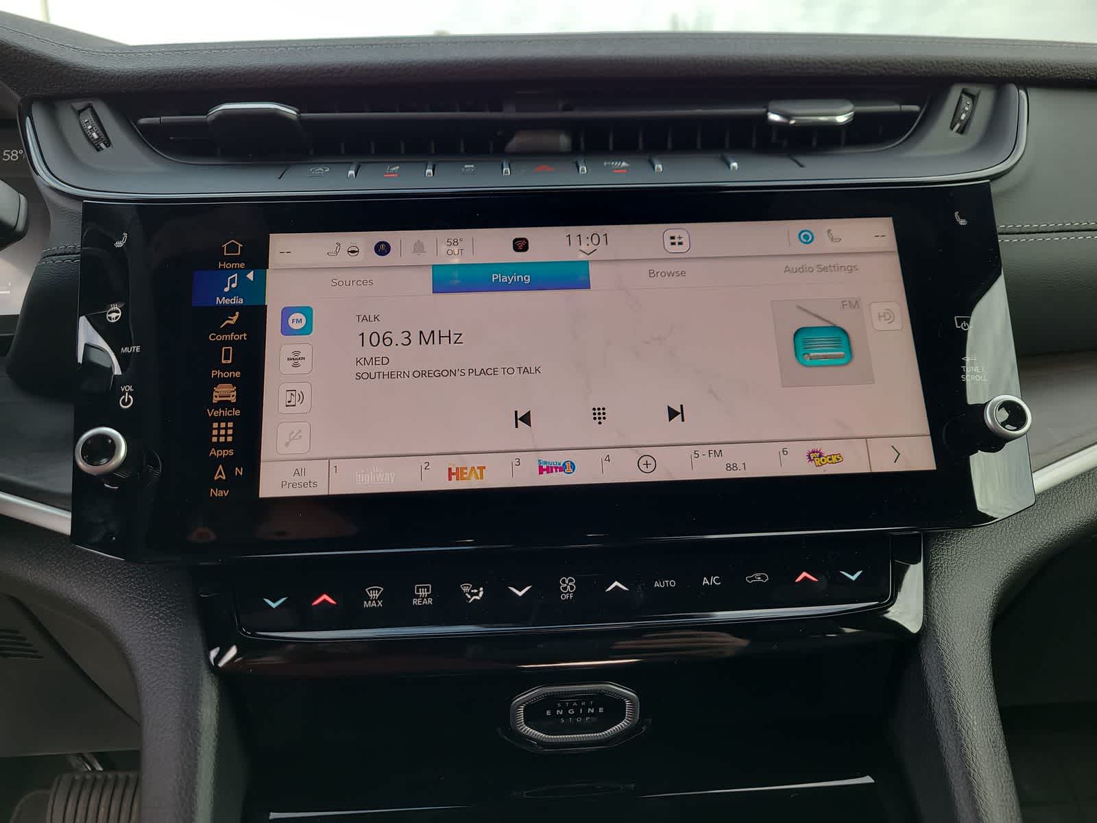 Thumbnail: 2026 Jeep Grand Cherokee - 24