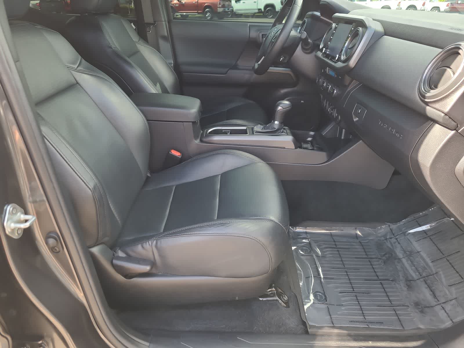 Thumbnail: 2023 Toyota Tacoma - 22