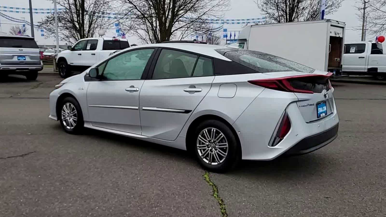 Thumbnail: 2019 Toyota Prius Prime - 6