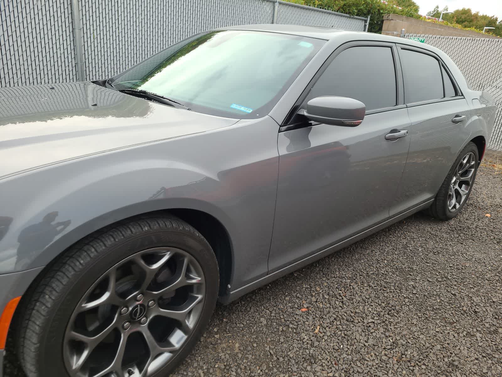 Thumbnail: 2018 Chrysler 300 - 2