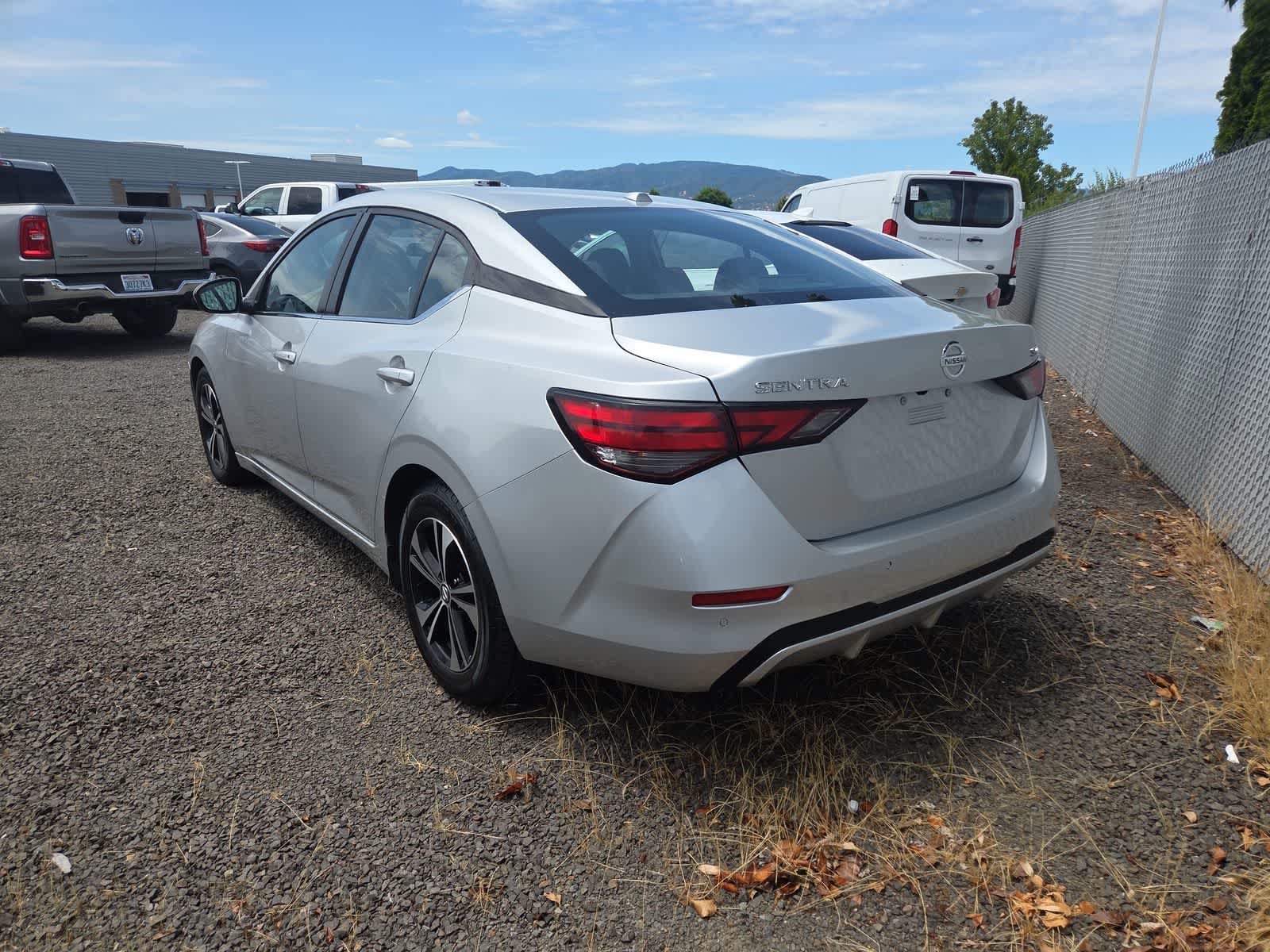 Thumbnail: 2023 Nissan Sentra - 3