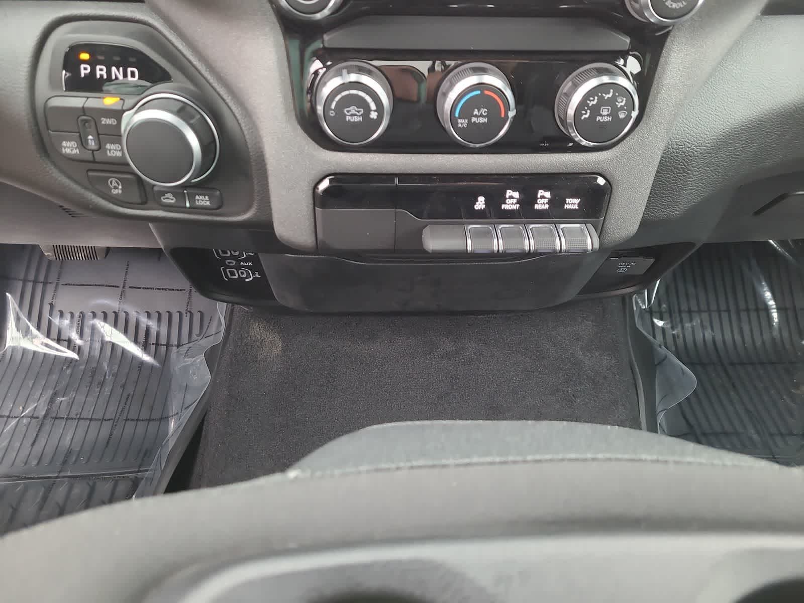 Thumbnail: 2026 RAM 1500 - 25