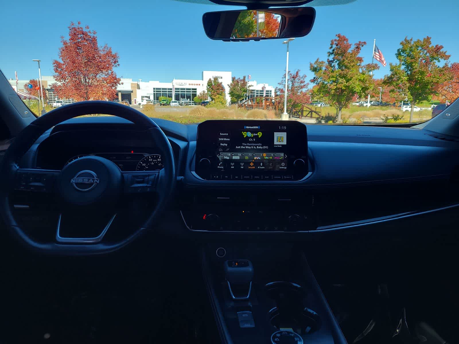 Thumbnail: 2022 Nissan Rogue - 18