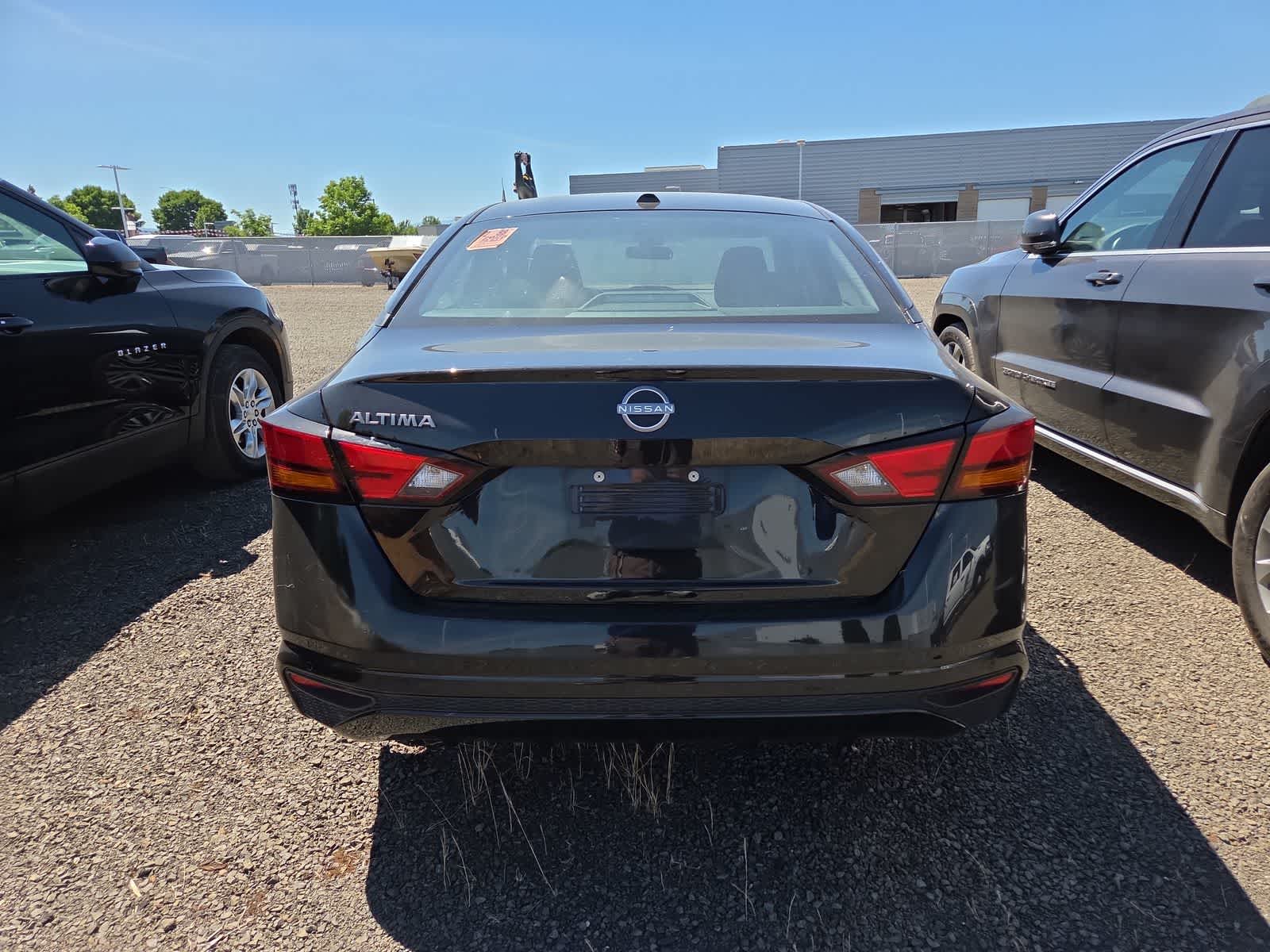 Thumbnail: 2025 Nissan Altima - 4