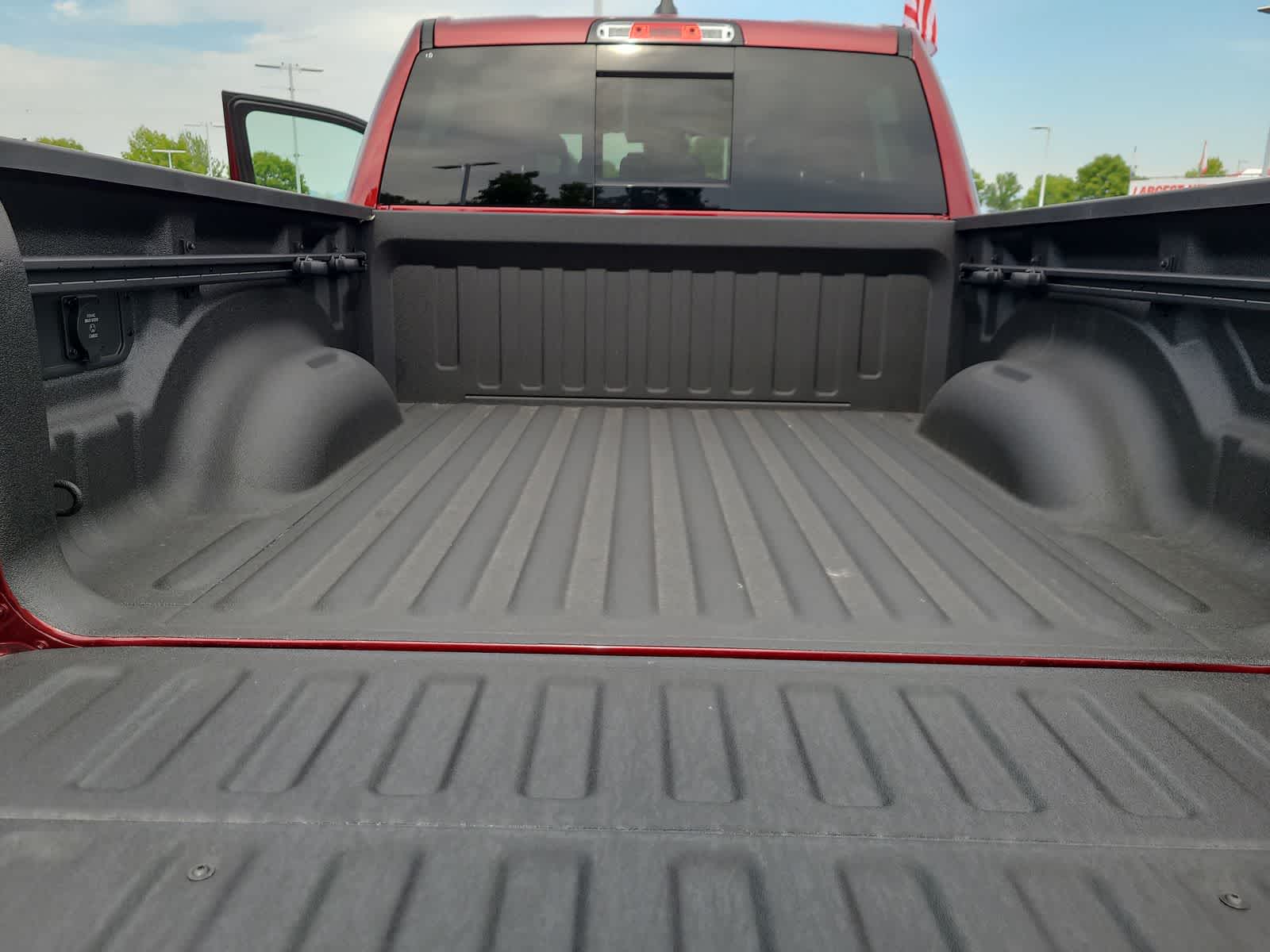 Thumbnail: 2025 RAM 1500 - 27