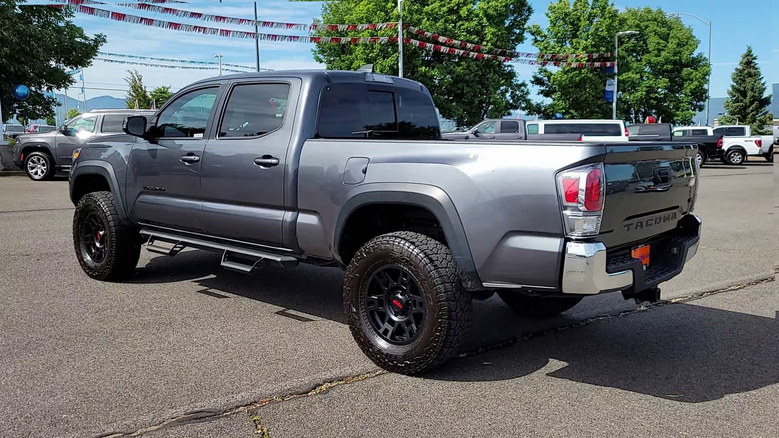 2022 Toyota Tacoma TRD Off-Road 6