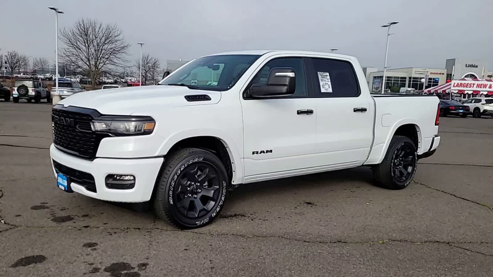 Thumbnail: 2026 RAM 1500 - 4