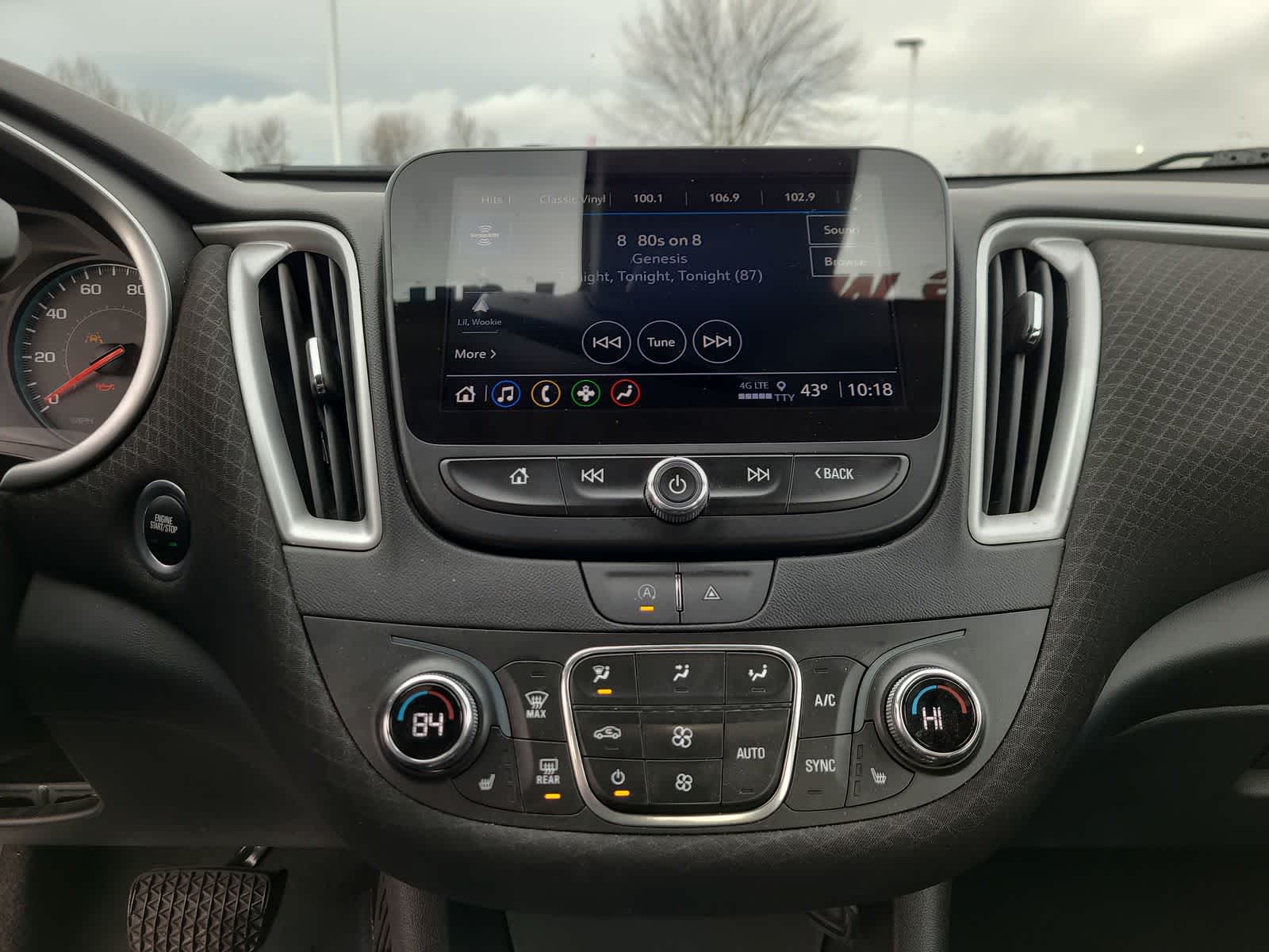 Thumbnail: 2023 Chevrolet Malibu - 24