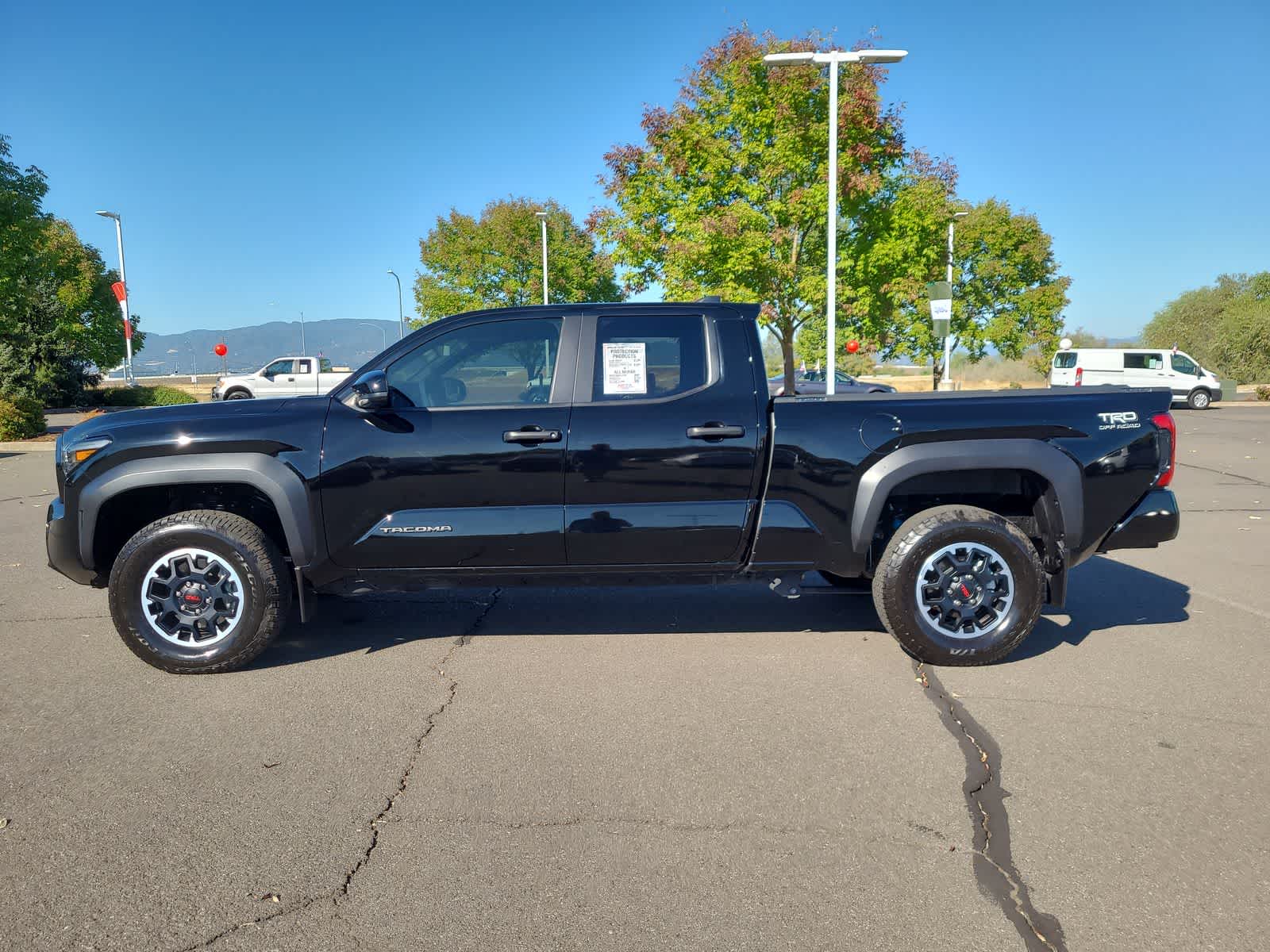 Thumbnail: 2024 Toyota Tacoma - 11