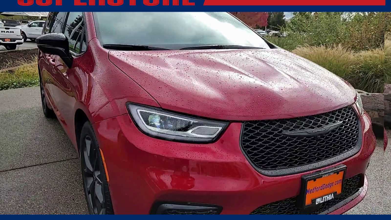 Thumbnail: 2026 Chrysler Pacifica - 2