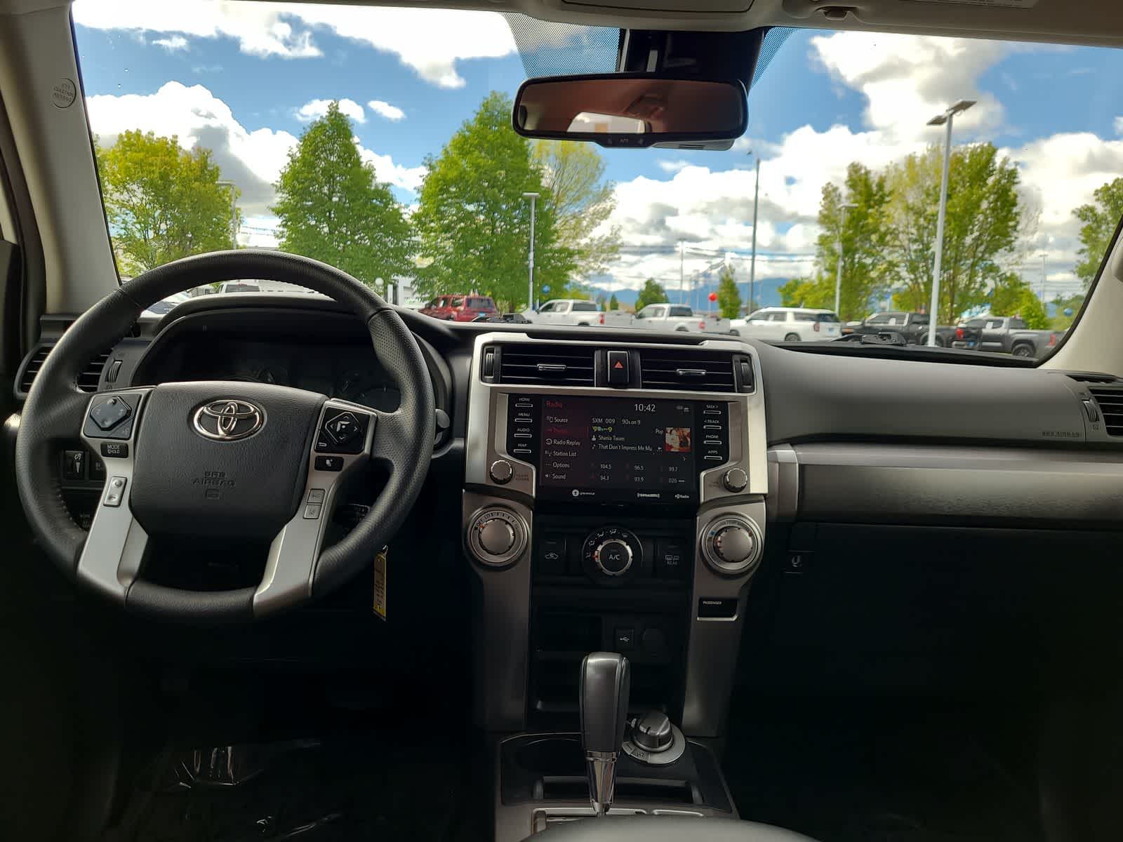 Thumbnail: 2021 Toyota 4Runner - 18
