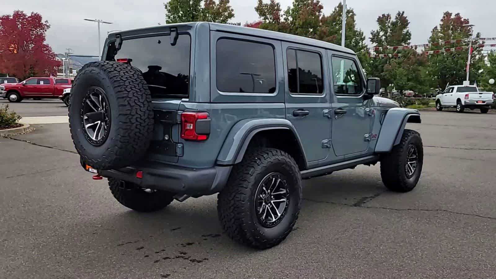 Thumbnail: 2025 Jeep Wrangler - 8