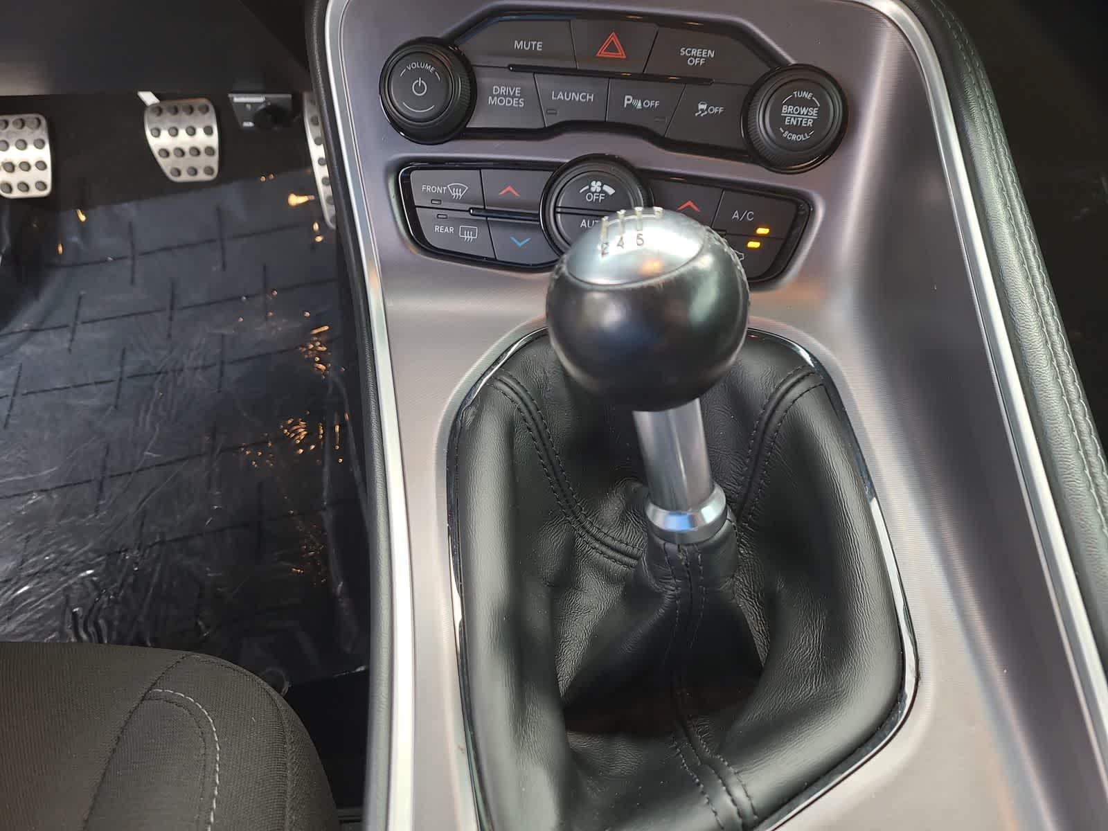 Thumbnail: 2021 Dodge Challenger - 25