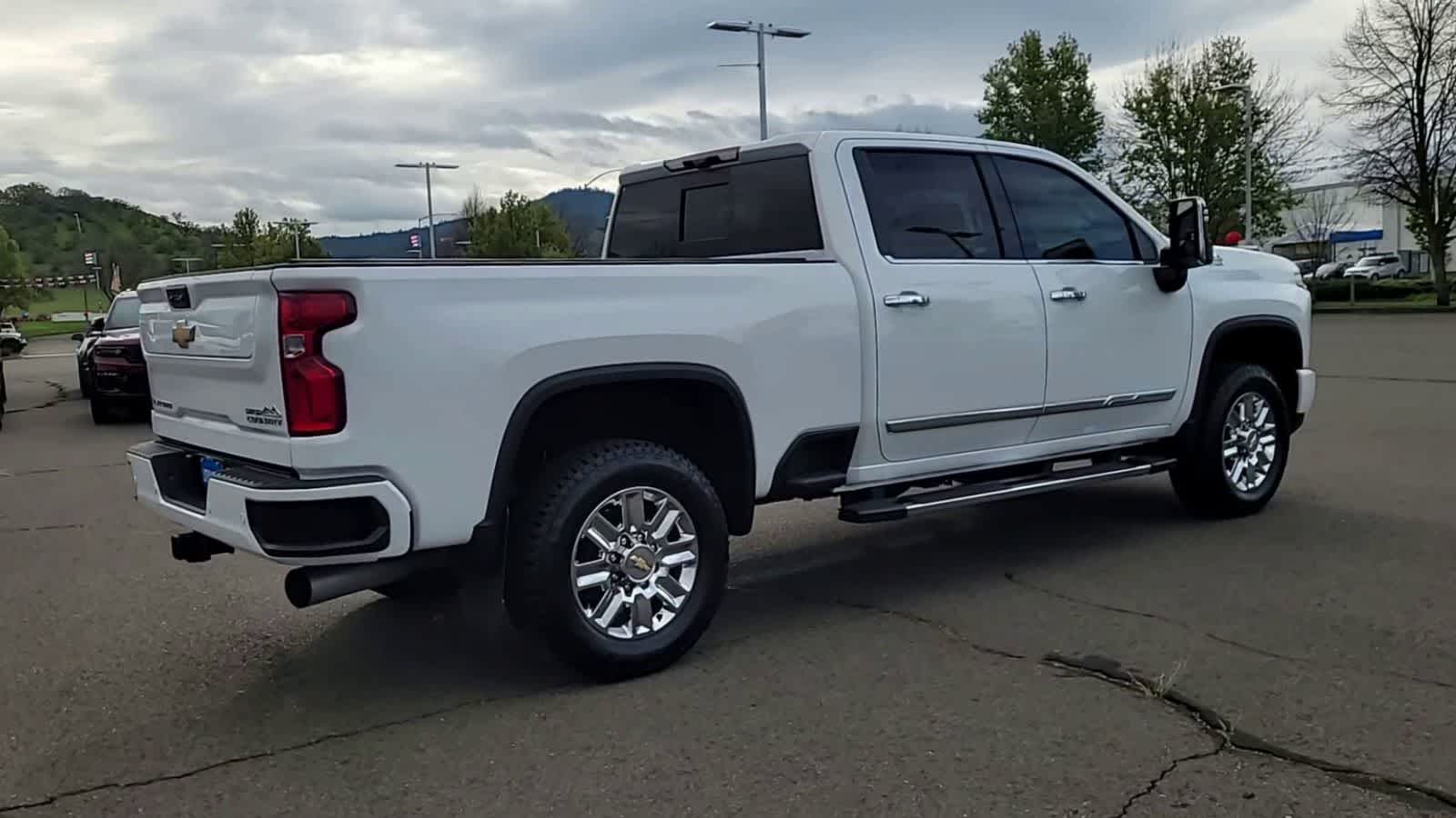 Thumbnail: 2024 Chevrolet Silverado 2500 - 8